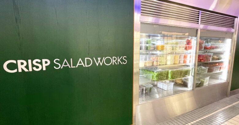 CRISP SALAD WORKSの阪急三番街店
